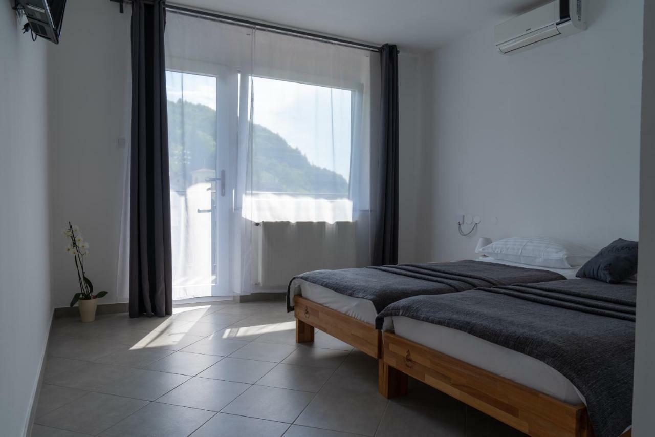 The Foxhouse Hotel Tolmin Ngoại thất bức ảnh