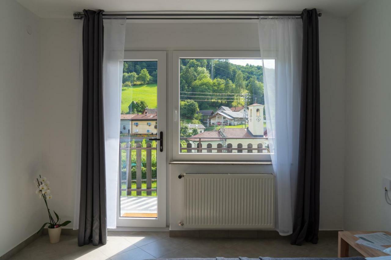 The Foxhouse Hotel Tolmin Ngoại thất bức ảnh